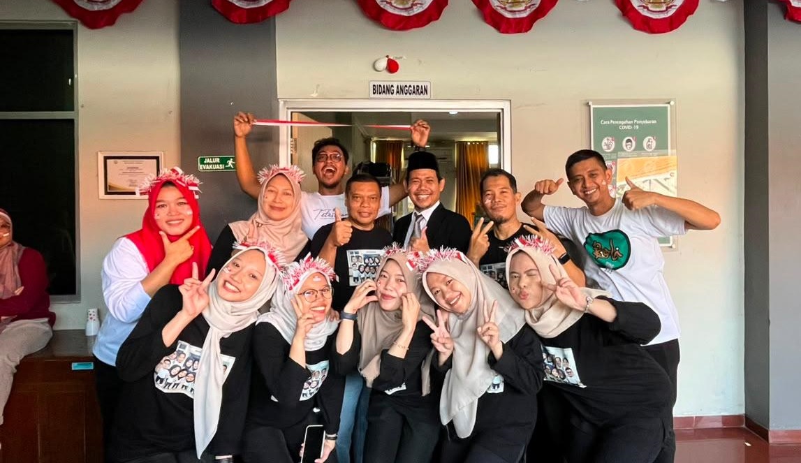 Foto Bersama Personel Bidang Anggaran BPKAD Kabupaten Kendal